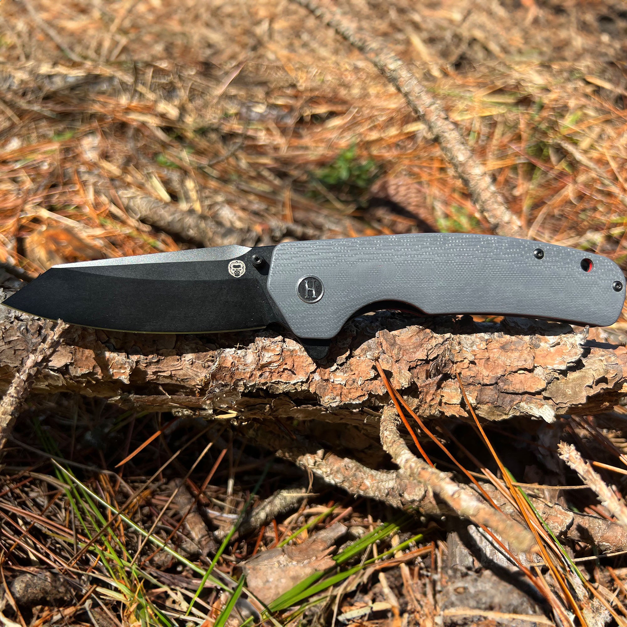 Battlbox | Holtzman Clip Point Folding Pocket Knife - Battlbox.com